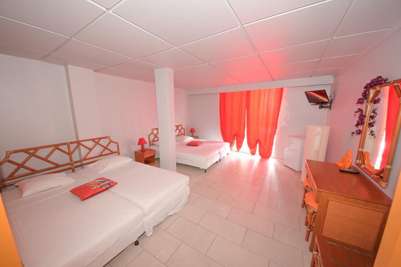 Hotel-Restaurant La Dunette Сент-Анн Экстерьер фото
